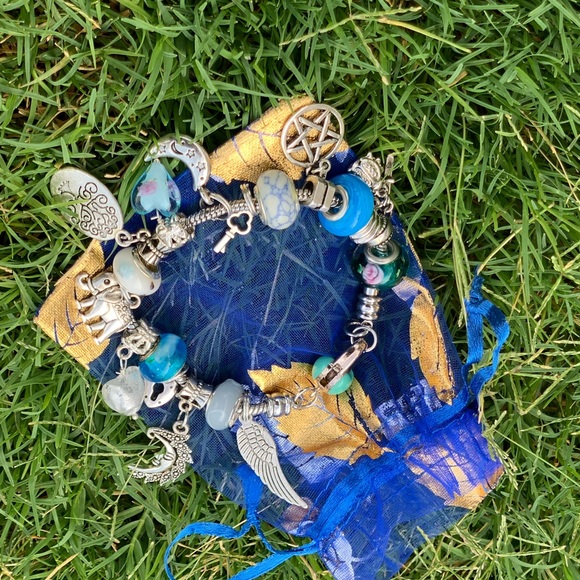 This BLUE BREEZE BRACELET is simple beautiful 💙😍 - Picture 8 of 10